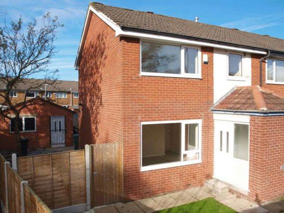 3 bedroom Detached t...